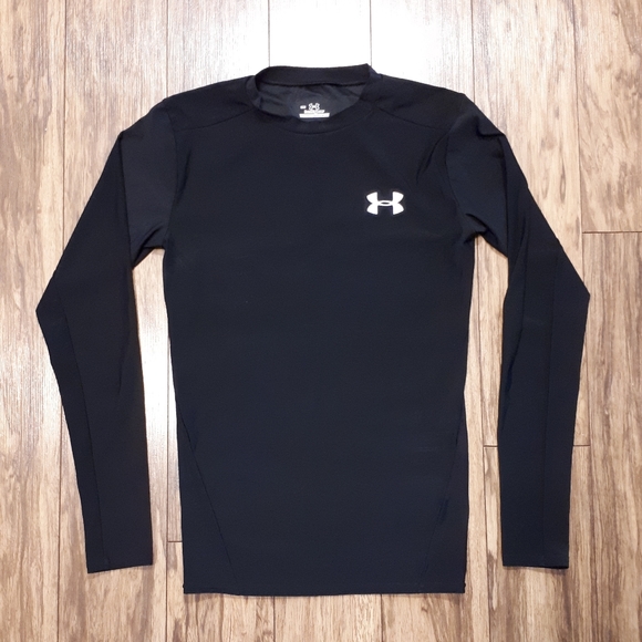 Under Armour Tops - Under Armour Black Compression Top